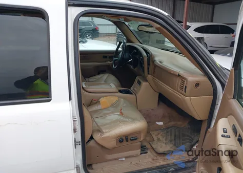 2000 GMC Yukon Xl 1500 Slt из США, поврежденный, VIN 3GKFK16T1YG146205